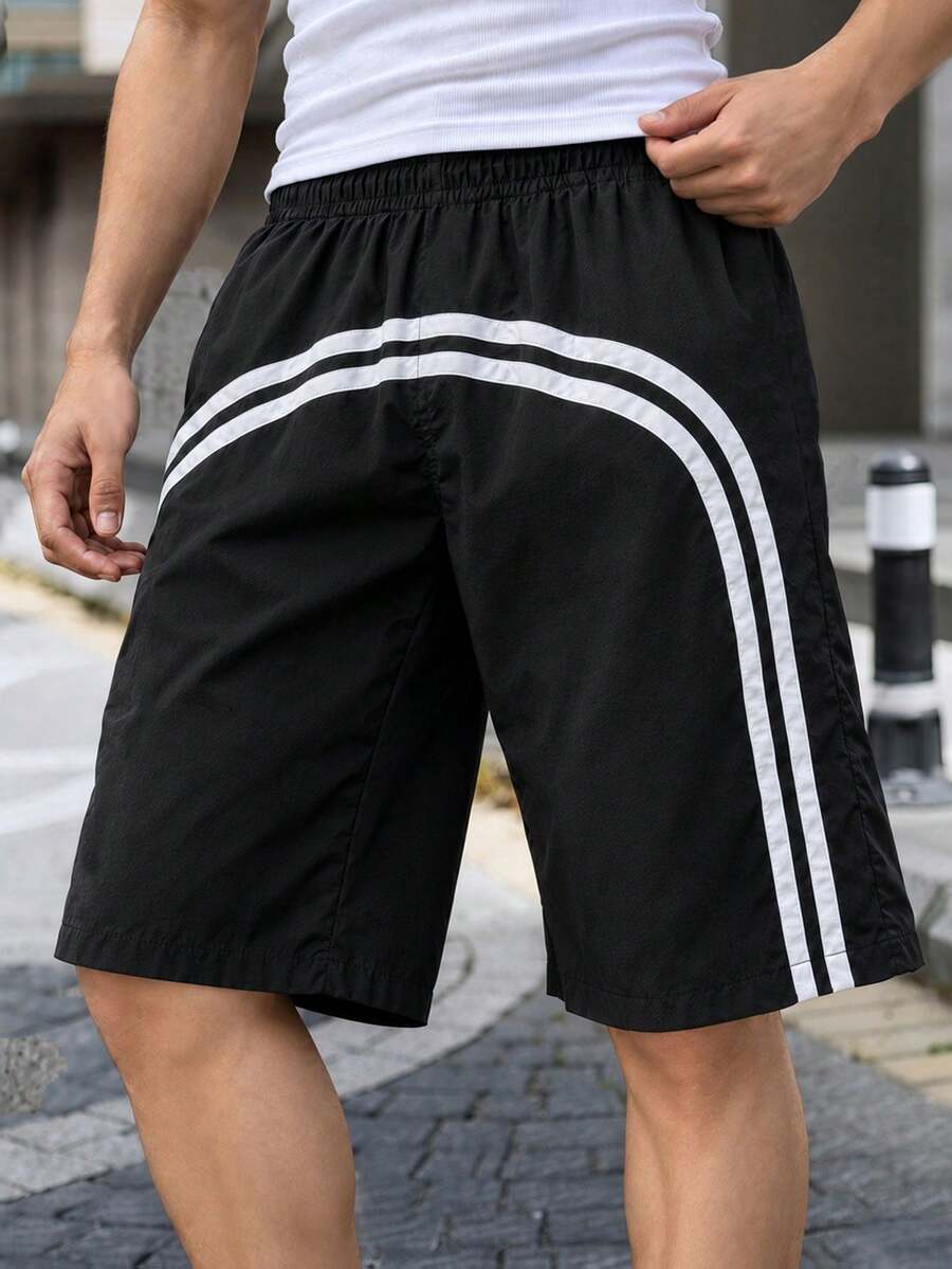 1pc Tween Boys Summer High Street Hip Hop Fashion Versatile Outdoor Casual Shorts - Black - View 1