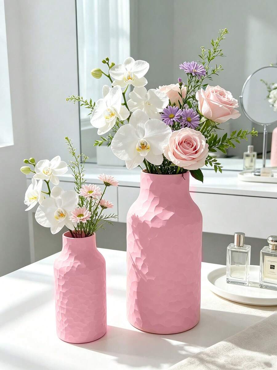 3D Faceted Textured Vase, Elegant Black/White Fresh Flower/Dried Flower Vase, Versatile Design Suitable For Multiple Styles, Applicable For Living Room, Dining Table, Office, Coffee Table, Desk And Home Decor. Suitable For: Birthday, Wedding, Christmas, New Year