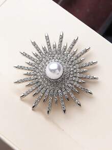 Fashionable New Ins High-End Sparkling Rhinestone Eight-Pointed Star Brooch, Elegant Octagonal Star Pin - Silver - View 3