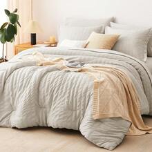 Duvets & Down Comforters - One-size Pillow - View 3