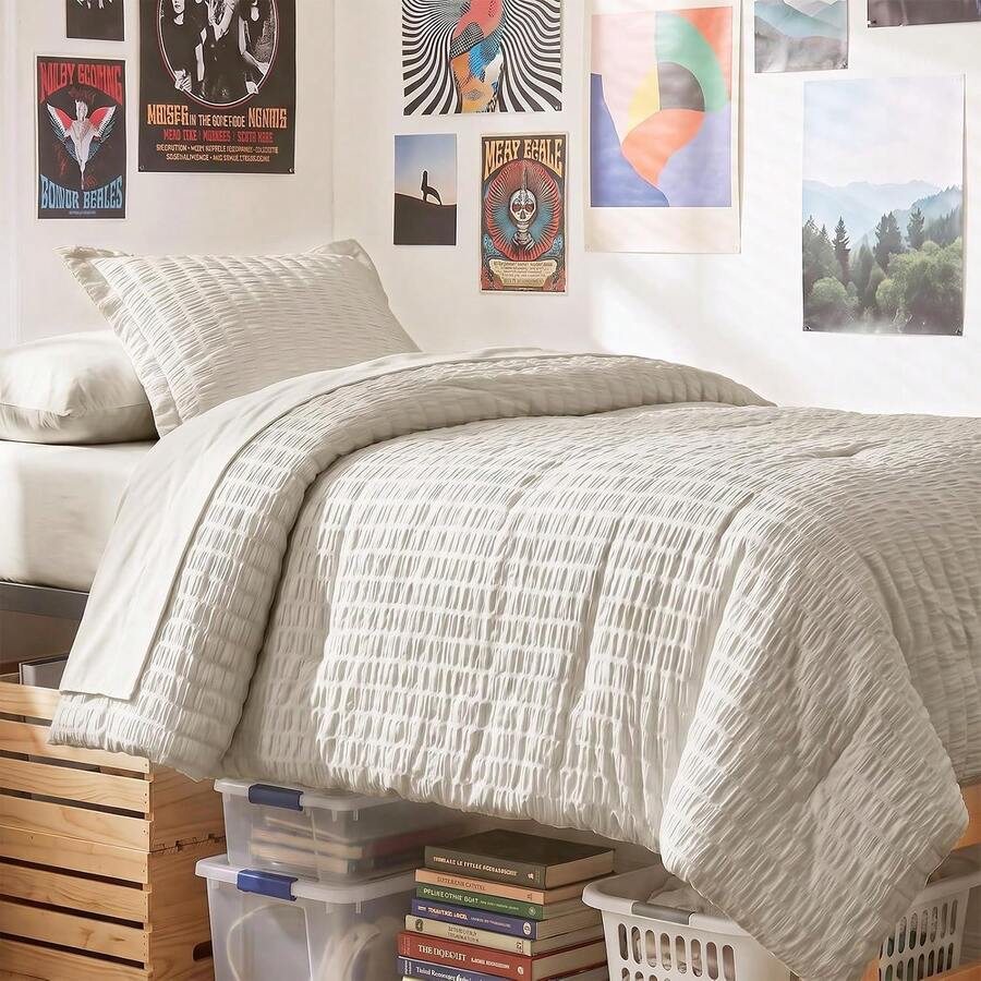 Duvets & Down Comforters - One-size Pillow - View 1