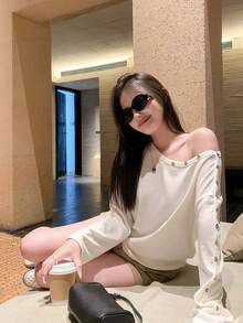 Korean Style Casual Button Design White Asymmetrical Shoulder Long Sleeve T-Shirt, Women's Versatile Autumn Base Layer Top - White - View 8