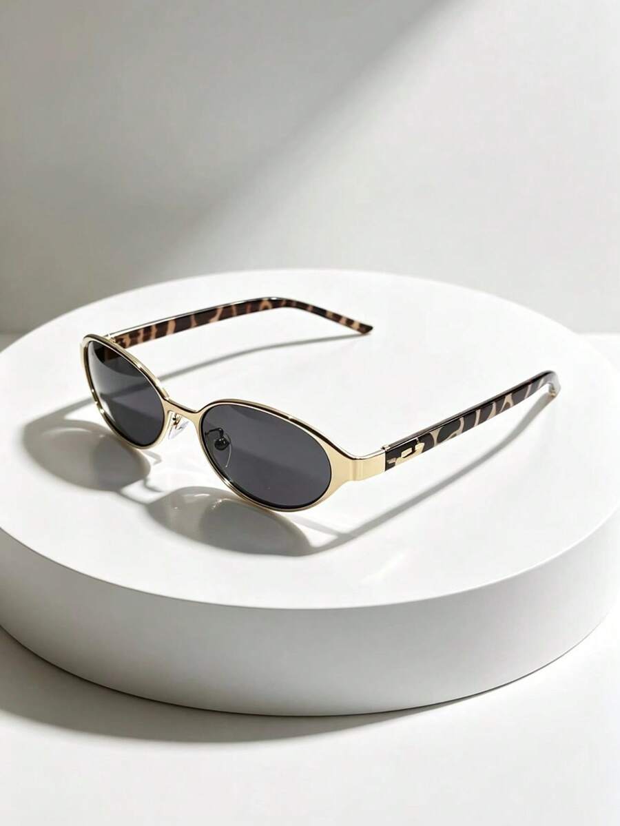 1PC New European & American Oval Small Frame High-End Narrow Frame Glasses, Hong Kong Style Metal Oval Retro Fashion Men's Glasses - Multicolor - View 1