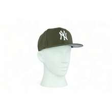 47 Brand New York Yankees No Shot Captain Snapback / Green / RRP £30 - Green - View 3
