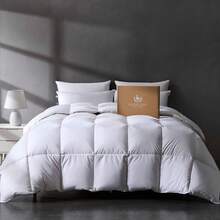 Edredón de lujo con relleno de plumón de ganso blanco, tamaño King, de la colección para hoteles, para todas las estaciones, con tejido ultra suave y transpirable, y 8 tiras en las esquinas, 106 x 90 pulgadas, color blanco. - Una almohada de talla única - Ver 2