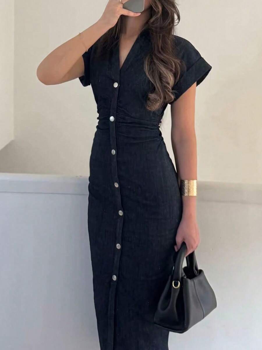 女款優雅百褶單排扣時尚短袖領口純色洋裝，梭織布料，夏季，靜奢風