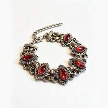 1pc Vintage Distressed Gothic Hollow Bracelet With Rhinestone Lace, Street Style Versatile Unique Niche Hand Accessory - Vintage Lace Bracelet - View 6