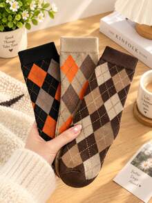 3 Pairs Girls' Mid-Calf Socks, School Style, Vintage Literary, Classic Argyle, Japanese Fashion, Versatile - Multicolor - View 8