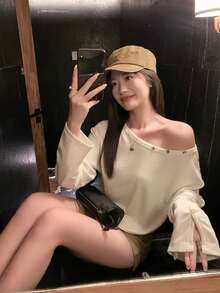 Korean Style Casual Button Design White Asymmetrical Shoulder Long Sleeve T-Shirt, Women's Versatile Autumn Base Layer Top - White - View 9