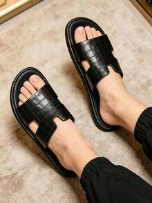 Men's Crocodile Embossed Slippers, Hollow-Out Open Toe Slip-On Flat Bottom Retro Roman Sandals, Comfortable And Fashionable, Suitable For Beach, Swimming Pool, Indoor Casual Wear, Open Toe Beach Slippers, Available In Black, Brown - Black - View 1