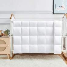 Manta de plumón para bebés, edredón ligero para cuna, para el verano, con relleno que proporciona frescor, hipoalergénica, % algodón orgánico, manta acolchada para el dormitorio del bebé con tiras en las esquinas, color blanco, 33 x 43 pulgadas. - Una almohada de talla única - Ver 10
