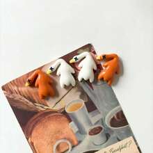 2/4/8pcs Funny Roasted Duck Fridge Magnets, Resin Little Duck Fridge Magnets, Cute Magnetic Room Decor, Home Decor Kitchen Essentials, Office Desk Accessories, Dorm Essentials, Birthday Party, Holiday Gift - Multi-color - View 2