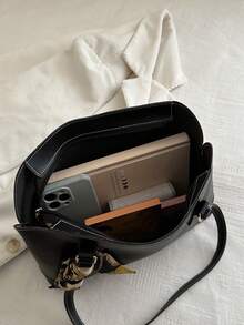 New Luxury High-End Pattern Versatile Women's Shoulder Bag Tote - Black - View 8