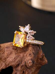 1pc Fashion Women's Luxury Yellow Crystal Ring, Large Rectangular Stone Statement Ring, Gold & Silver Dual Tone, Party Fashion Ring For Daily & Holiday Wear, Perfect Gift Choice - Main Yellow Ring - View 5
