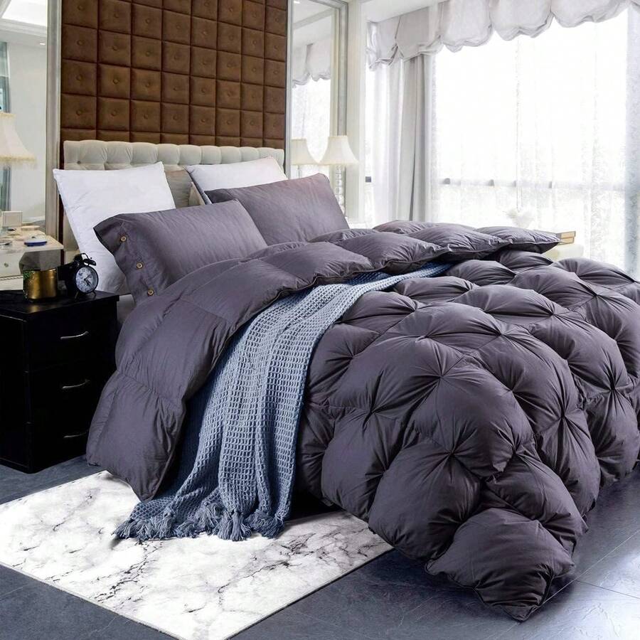 Edredón de plumón de ganso de alta calidad, con relleno de plumón, estilo clásico con pliegues, 70 oz. Peso de relleno, 1200 hilos, funda de algodón egipcio% (California King) - Una almohada de talla única - Ver 1