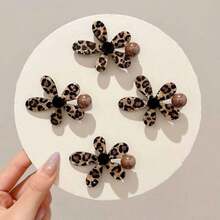 4 buah Jepit Rambut Motif Leopard Cokelat Baru dengan Hiasan Manik-manik dan Bunga, Jepit Rambut Samping Tanpa Sambungan & Jepit Rambut Lepas - cokelat - View 1