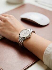 Fossil Women's Quartz Watch With Stainless Steel Bracelet, Rose Gold/Gold/Silver, Luxury Gift AM4509 - Silver - View 4