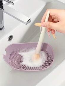 Silicone Makeup Brush Cleaning Bowl, Suitable For Powder Puff And Makeup Brush Cleaning, Deep Cleaning Tool, Air Drying Without Damaging Bristles, Suction Cup Base, Multiple Colors - A - View 9