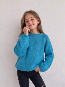 1pc Girls Bright Blue Dopamine Style Solid Color Crew Neck Pullover Knit Sweater, Loose Slouchy Chunky Knit Long Sleeve Top, Soft Skin-Friendly Korean Version Versatile Children's Early Spring/Early Winter Warm Outerwear Inner Layer, Essential For Kindergarten Daily Casual Outings - Blue - View 3