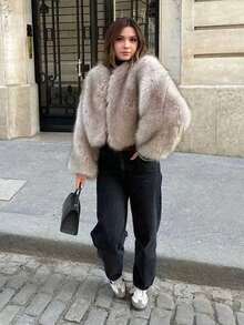 Women's Elegant Fashion Casual Versatile Faux Fur Coat, Round Neck Buttonless Cardigan, Premium Faux Fox Fur Faux Fur Plush Coat, Short Loose Fuzzy Luxury Faux Fur Jacket, Christmas Halloween Party Holiday Dinner Wedding Party Ball Versatile Fashion Casual Noble Faux Fur Coat, Old Money Style Winter Thickened Warm Top, Socialite Style Soft Faux Fox Fur Plush Jacket - Light Grey - View 3