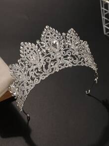 Luxury White Rhinestone Queen Crown, Elegant Silver Wedding Bridal Hair Crown, Elegant Birthday Party Hair Accessory, Shiny Pageant Headpiece - Silver - View 4