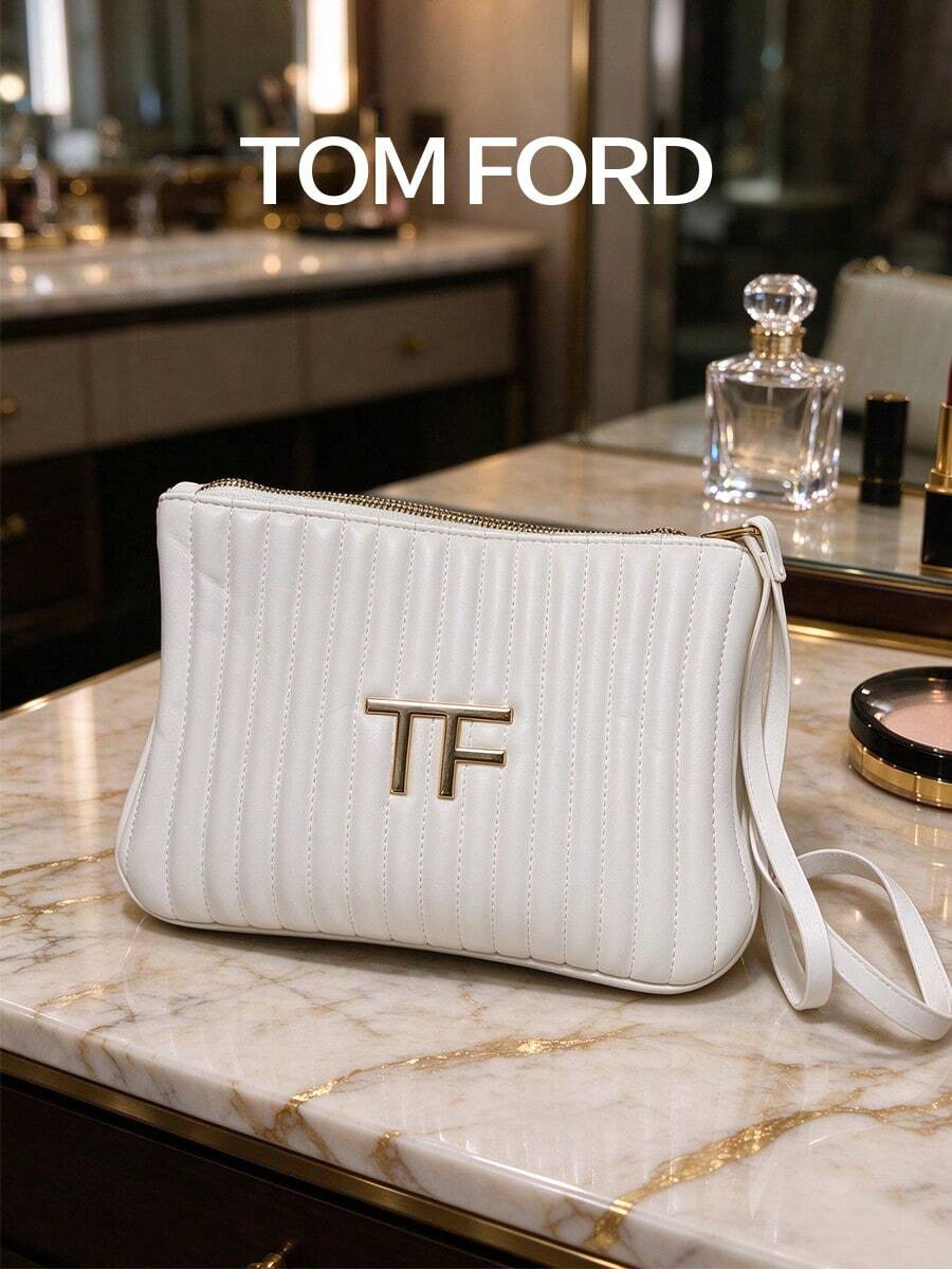 Tom Ford White Vertical Quilted Cosmetic Bag, Metal TF Logo Zipper Pouch With Wrist Strap, Gift Bag - White - View 1