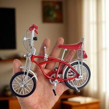 Meticulously Restored Racing Road Bike Model, Realistic Road Bike Model, Alloy Body, Smooth Rolling Wheels, Creative Collectible Gift, Desktop Ornament, Unique Birthday Gift For Classmates, Friends And Boyfriend - Multicolor - View 3