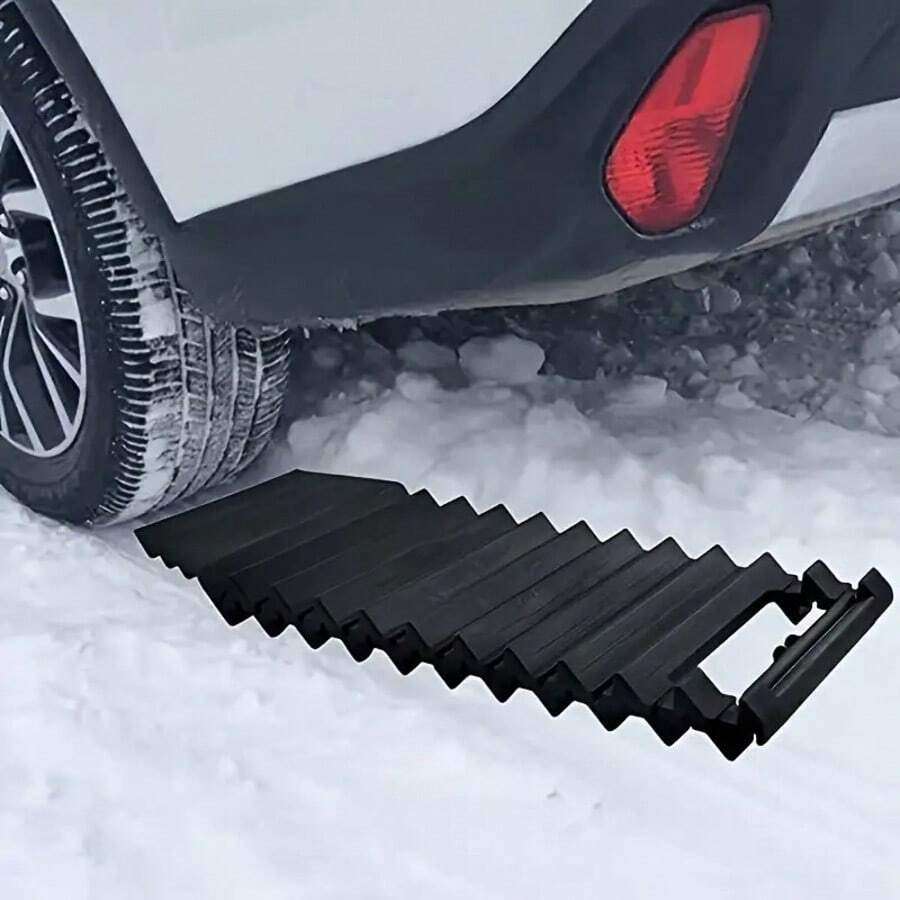 1pc Multi-Functional Portable Rubber Anti-Slip Traction Mat - Suitable For Ice, Mud, Sand And Gravel Surfaces; Outdoor Tire Swamp And Desert Rescue Board, With Emergency Towing Mat - Heat Resistant, Wear-Resistant, Easy To Install For Cars, All-Terrain Vehicles. Essential Car Accessory For All Seasons