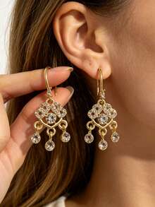 1 Pair Fashionable Personalized Exquisite Elegant Women's Commuter Earrings - Red - View 2