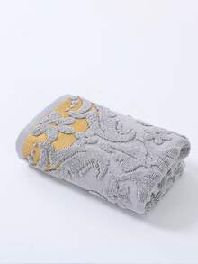 時尚梅花提花金線刺繡個性化毛巾，柔軟吸水無毛屑浴巾與面巾，適合情侶、居家與浴室裝飾、戶外泳池毛巾、日常使用酒店禮品，高級成人家用吸水快乾洗髮與洗臉毛巾，1件或70*140cm浴巾1件 - 灰色 - 查看 7