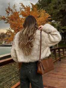 Women's Elegant Fashion Casual Versatile Faux Fur Coat, Round Neck Buttonless Cardigan, Premium Faux Fox Fur Faux Fur Plush Coat, Short Loose Fuzzy Luxury Faux Fur Jacket, Christmas Halloween Party Holiday Dinner Wedding Party Ball Versatile Fashion Casual Noble Faux Fur Coat, Old Money Style Winter Thickened Warm Top, Socialite Style Soft Faux Fox Fur Plush Jacket - Light Grey - View 4
