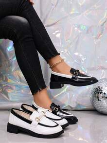 1Pair Women Solid Color Contrast Trim Patent PU Loafers,Metal Buckle Decor Slip-On Anti-Slip Round Toe Low Block Heel Preppy Shoes For Daily Office - Black - View 6