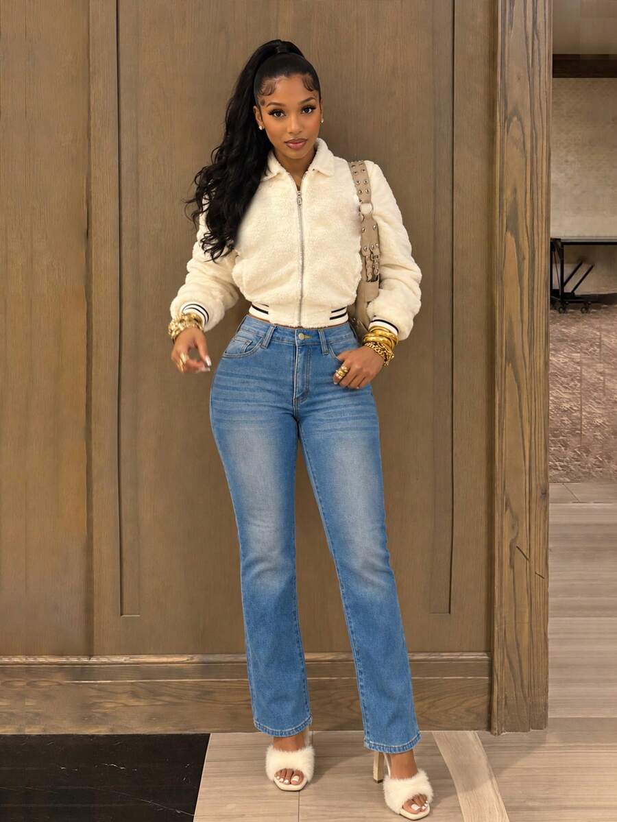 Women's Casual Straight Leg Jeans, Long Zipper Closure, Mid-Stretch, Suitable For Daily Wear - Light Wash - View 1