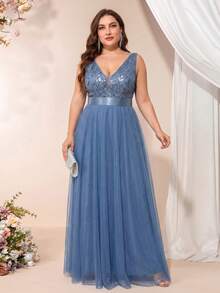 XUCTHHC Plus Size Elegant V-Neck Sleeveless Floral Embroidery Sequin Mesh A-Line Bridesmaid Dress, Party Evening Gown, Suitable For Wedding Guest, Prom, Autumn - Dusty Blue - View 3