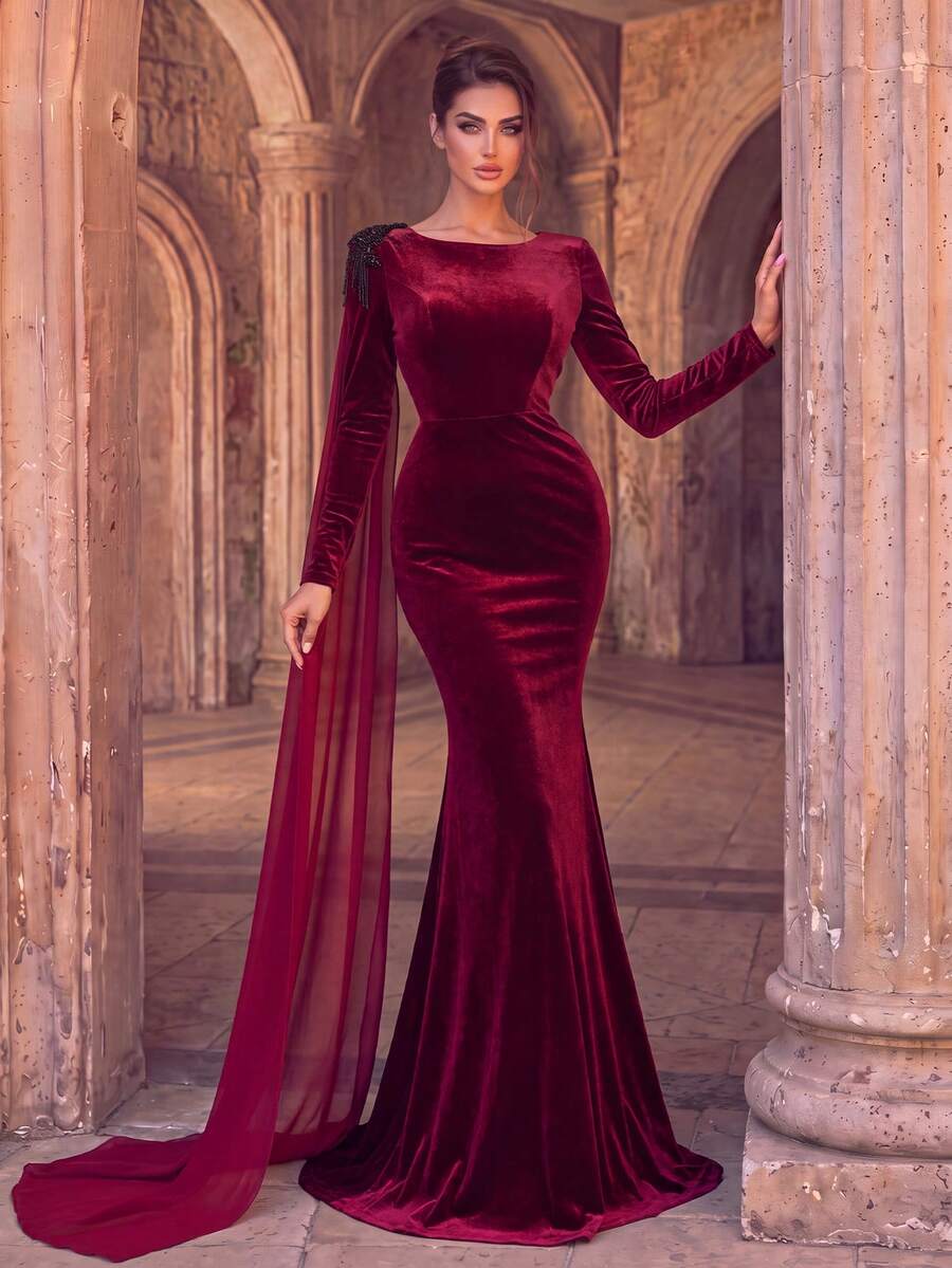 Side Draped Fishtail Hem Velvet Formal Gown - Burgundy - View 1