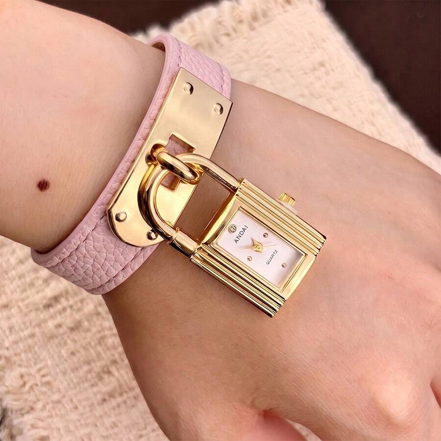 1 buah Jam Tangan Wanita Kulit PU Lembut Pas dengan Casing Paduan Gaya Kunci, Desain Modis dan Unik, Model Quartz