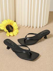 Women's Thong High Heel Sandals/Summer Classic Square Toe Kitten Heel Sandals, Suitable For Performances, Banquets, Weddings, Dates, Vacations And Travel - Black - View 4