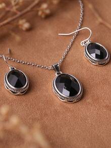 Women's Vintage Black Faceted Necklace & Earrings 3 Pieces Set, 1 Pair Earrings, 1 Necklace - Black - View 4