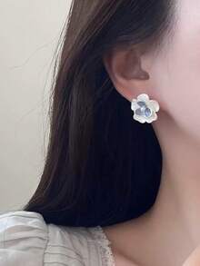 1 Pair Fashion Minimalist Exquisite Oil-Drip Flower Faux Pearl Stud Earrings Suitable For Women's Daily Commute Wear - Multicolor - View 4