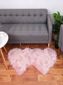 1pc Heart-Shaped Fluffy Carpet, Bedroom Plush Rug, Cute Fuzzy Heart-Shaped Rug, Soft Thick Fuzzy Non-Slip Classroom Carpet, Dorm Rug, Bedside Rug, Seasonal Decorative Mat With Holiday Design, Christmas Decoration, Perfect Christmas Gift, Perfect Match For Christmas And New Year Celebrations, Decorative Carpet, Bedroom Decor, Small Rug, Carpet, Home Decor, Living Room Carpet, Living Room Small Rug, Bedroom Carpet - Multicolor - View 5