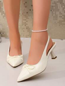1 Pair Women's Solid Color Faux Patent Leather Adjustable Strap Pointed Toe Kitten Heel Pumps, Fashion Date Party Bridal Shoes - White - View 5