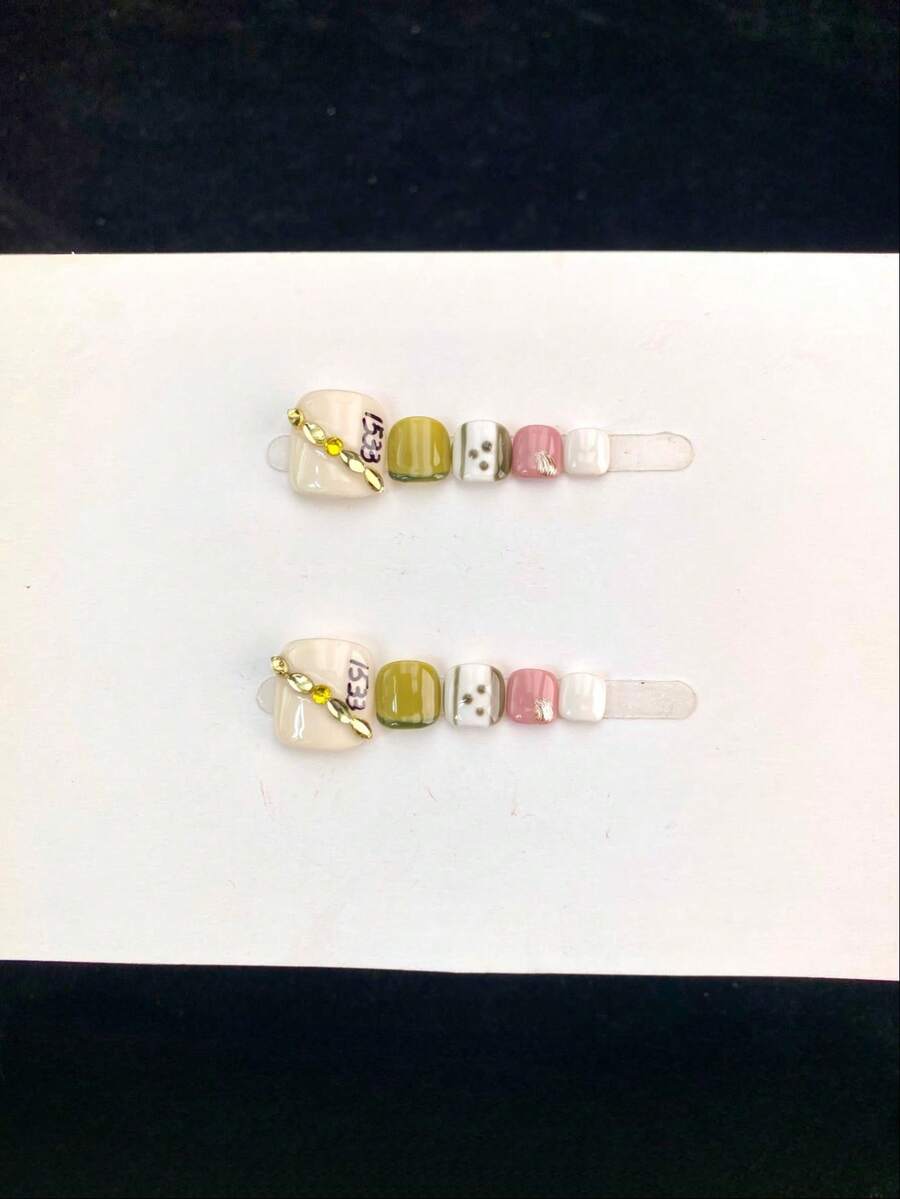 10入手工可穿戴腳趾甲貼,易貼合,適合女孩與女性,適合節日派對、音樂節、情人節、母親節禮物 - 橄欖綠 - 查看 1