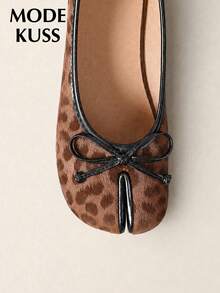 MODE KUSS New Women's Popular Niche Design Split Toe Ballet Shoes, Leopard Print Fabric With Bow Decor, Slip-On Low Vamp Soft Sole Comfortable Commute Brown Loafers - Brown - View 5