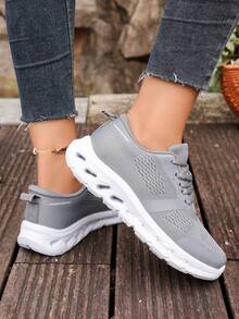 Women Round Toe Knit Mesh Casual Shoes, Solid Color Daily Wear Sneakers - Grey - View 5