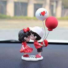 Figur Pasangan Berciuman Lucu untuk Hiasan Dashboard Mobil dengan Balon, Dekorasi Mobil Kartun Romantis, Aksesori Dekorasi Interior Mobil Kreatif - Pasangan - View 1