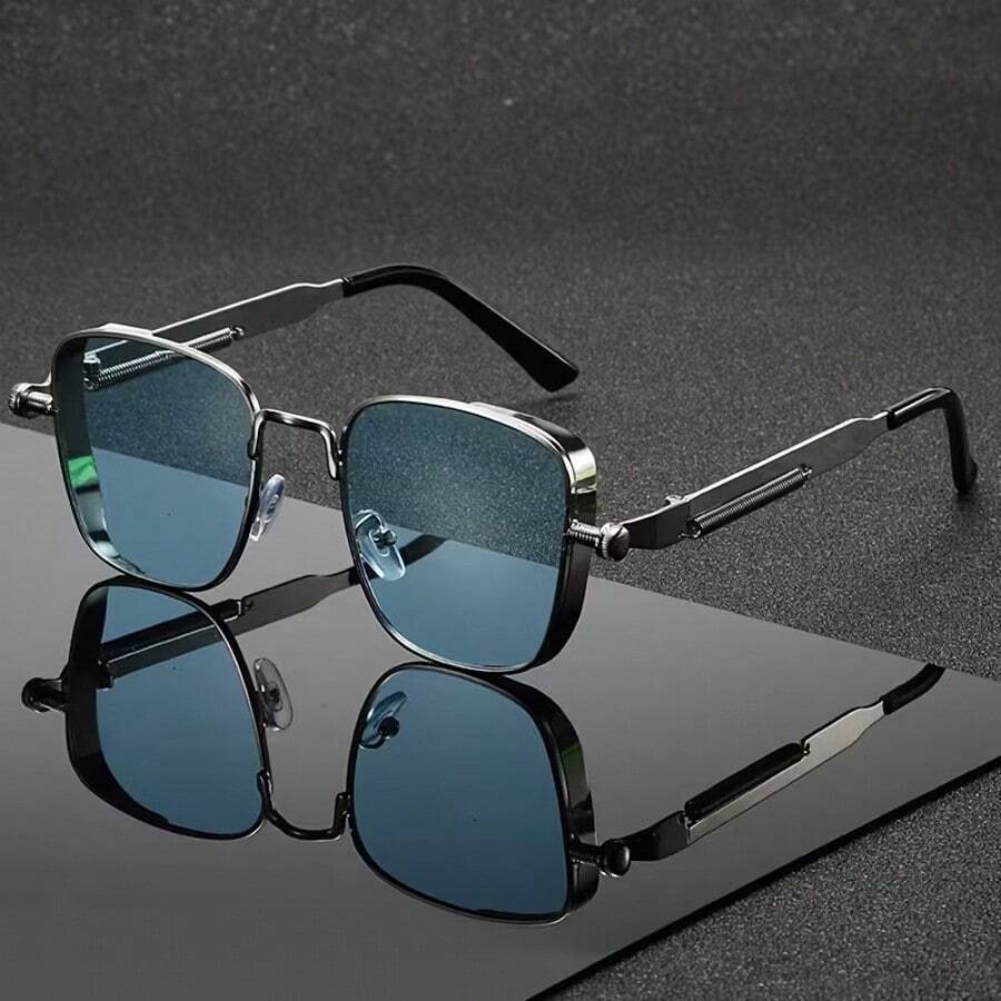 Fashionable New Metal Spring Punk Glasses Large Frame Glasses Suitable For Outdoor Travel - Multicolor - View 1