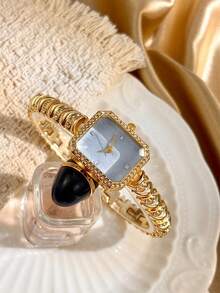 1pc Women's Gold Rectangular Rhinestone Twisted Chain Watch, Delicate Textured Dial, Niche Luxury Quartz Watch - Blue - View 4