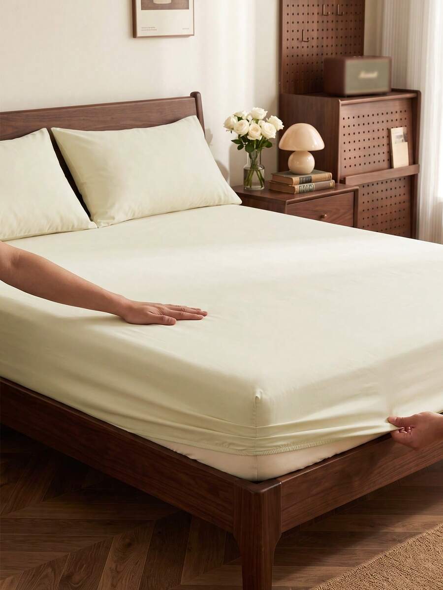2/3pcs Solid Color Fitted Sheet Mattress Protector Bed Sheet Deep Pocket Soft Breathable Suitable For All Bed Sizes Twin/Full/King/Queen 9-12inch/25cm Deep Pocket Machine Washable  Light Khaki - Light Khaki - View 1