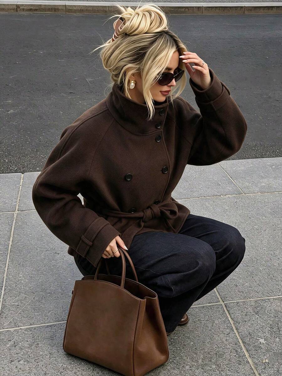Jaket Wol Campuran Model Pendek Berpotongan Pas Badan dengan Kerah Tinggi dan Kancing Ganda Warna Polos untuk Musim Gugur/Dingin, Mantel Komuter Vintage Inggris