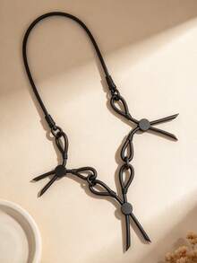 MARLIWOO 1pc Dark Style Niche Scissor Design Pendant Jewelry, Exaggerated Gothic Style Creative Black Necklace - Black - View 3